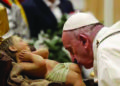 Don’t let Church failings distance you from God, Pope says on Christmas Eve