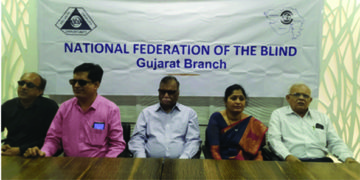 NFB delegation urges CM to implement SC order on quota for vision impaired
