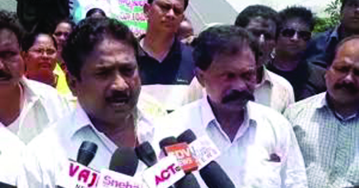 Jagan orders Grater Visakhapatnam officials to expedite development works