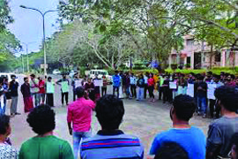 Pondy University gold medallist to boycott convocation today