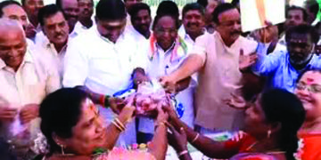 BJP govt utterly failed to control price of onions: Narayanasamy