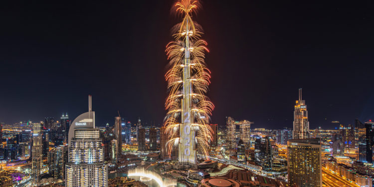 Burj Khalifa captivates the globe with spectacular New Year’s eve show in Downtown Dubai