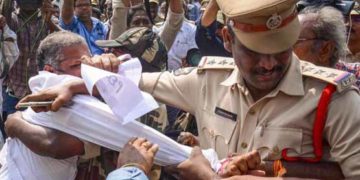 Row over Andhra Pradesh Capital, farmers force Amaravati shutdown