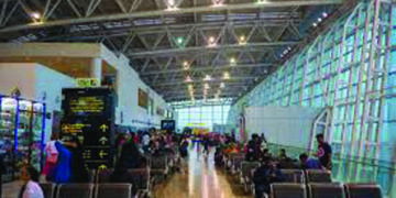 Virus casts shadow over Chinese holiday