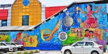 Wall paintings on cleanliness, water conservation adore Coimbatore railway station