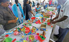 Old household items sold at throw away rate at Greater Chennai Corporation’s swap bazaar
