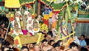 Parthasarathy Perumal devotees get drenched in piety, witness Swarga Vaasal opening