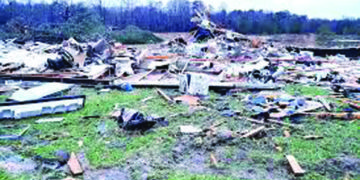 11 dead as storms sweep through southern US