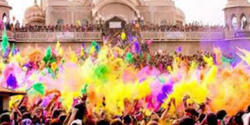  Amazon Holi Store offers discount on gadgets, accessories & sweets