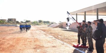 Major General Rakesh Kapoor flags in Battle Axe Sappers’ Next Of Kin Outreach Cycle  Expedition