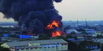 Massive fire breaks out in Madhavaram, outskirts of Chennai