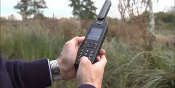 Kutch fisherman recovers satellite phone from island