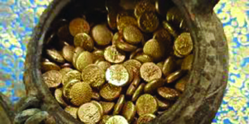 Gold treasure weighing 1.7 kg discovered behind a temple in TN