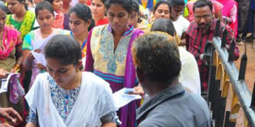 After losing leg in party banner crash, woman gets govt job on compassionate ground