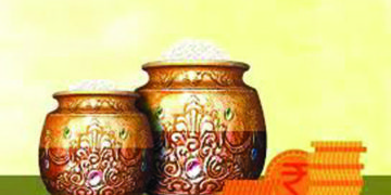 Elderly couple opens ‘Akshayapatra’, home delivers 10 kg rice bags to 800 daily wagers in village