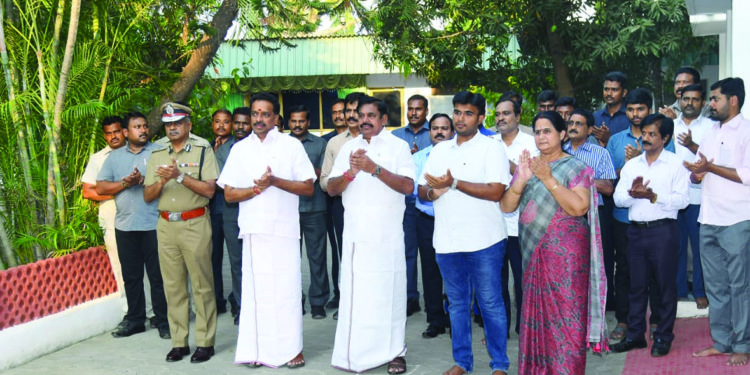 COVID-19: President, Ministers, Governors and CMs leads in saluting carona warriors