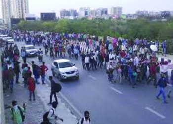 Nearly 1 lakh migrants arriving in UP will be home quarantined, says a govt official