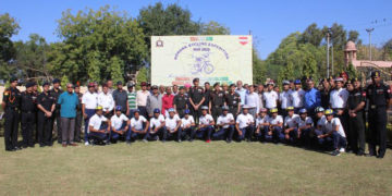 GoC Anil Puri flags in Konark Desert Bicycle Expedition team at Jodhpur