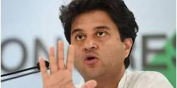 Ahead of MP floor test, Scindia holds meet at Narendra Singh Tomar’s residence in Delhi