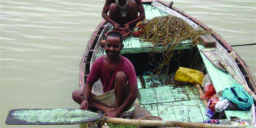 4,000 AP fishermen stuck in Gujarat left by bus to their home towns, says official