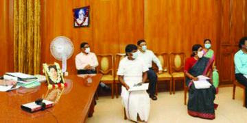 Edappadi hikes solatium to Rs. 50 lakh for Corona Warriors