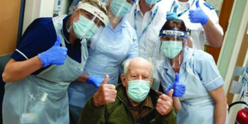 Medical miracle: After battling with coronavirus for 2 weeks, 101-year-old British man returns home