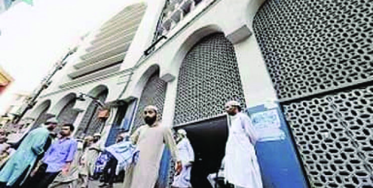 Gujarat Police Arrests Rumour-Mongers About Tablighi Jamaat, UP Police Denies Report of Misbehaviour of Tabligh Activists