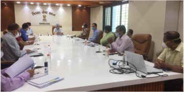 Gujarat govt allows shops, small businesses to open from Sunday, but not in malls