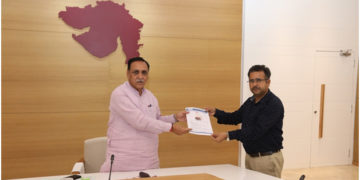 Honda India Foundation hands over 200 sprayers to Gujarat