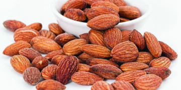 Eating almonds can improve vascular health, study finds
