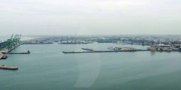Cargo traffic volume at major ports slips to 21% to 47 MT in April; Chennai, JNPT severely hit
