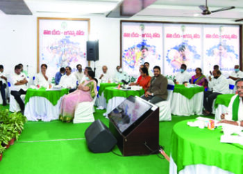 AP procures Rs 1,100 cr farm produce during lockdown to help farmers