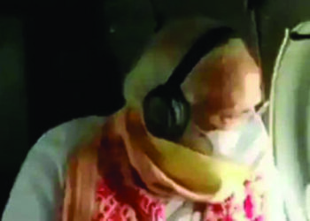 After aerial survey, Modi announces Rs. 1K crore interim aid to cyclone-hit Bengal