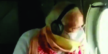After aerial survey, Modi announces Rs. 1K crore interim aid to cyclone-hit Bengal