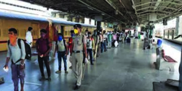 Special trains with migrant workers leave for Delhi, Jharkhand, Odisha from TN cities