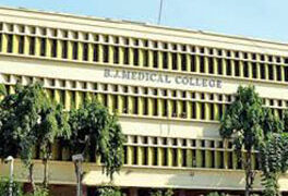 Gujarat: COVID-19 cases up by 390 to 7,403; deaths so far 449 in 24 hours
