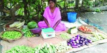 Budding archer forced to sell vegetables for living; Jharkhand CM comes as ‘messiah’