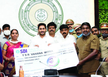 Andhra CM releases Rs. 262 crore to beneficiaries under Vahana Mitra scheme