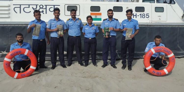 ICG recovers hashish worth Rs 1.32 cr off Jakhau coast in Gujarat