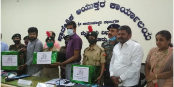 NCC Girl Cadets donate second lot of face masks to Mysuru DC