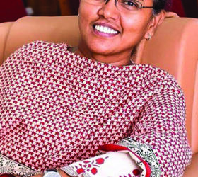 CM greets TN cadre IAS official for appointment in PMO