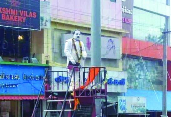 Saffron cloth found tied to railing near Anna statue in Kannyakumari district