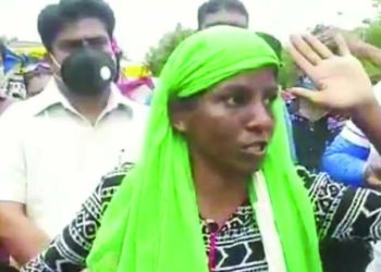 Viral Video of English Speaking Woman Vendor with a PhD Takes Social Media by Storm