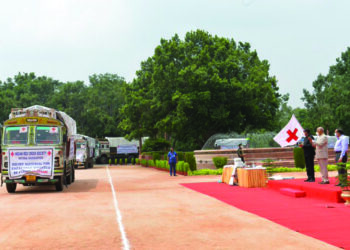 President flags off relief supplies for flood-affected people of Assam, Bihar and UP