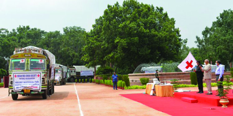 President flags off relief supplies for flood-affected people of Assam, Bihar and UP