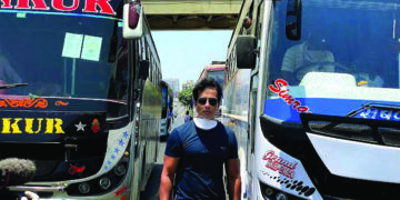 Bollywood actor Sonu Sood launches Pravasi Rojgar app for migrant labourers to find suitable jobs