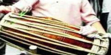Jail, bail & gail(y): To atone, gambling accused sings Bhajan inside police station