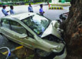 Car hits roadside tree near Tindivanam, five of a family and the driver dies