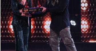 Karishma Tanna gets crowned as winner of Khatron Ke Khiladi