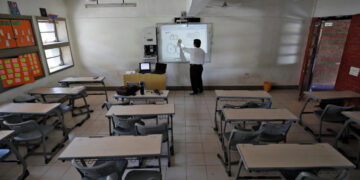 HRD Ministry announces guidelines for online classes by schools, recommends cap on screen time for students